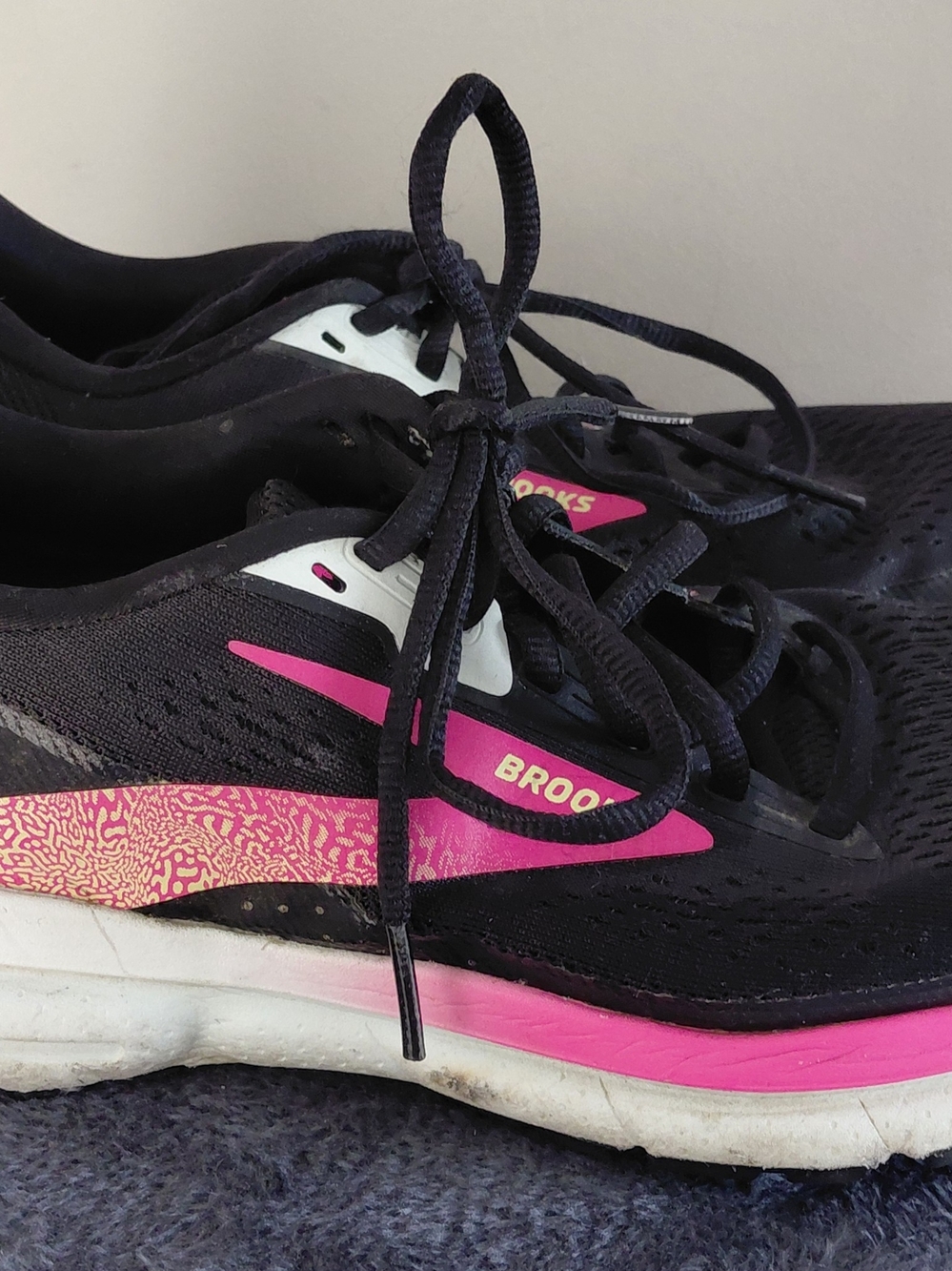 Brooks Trace 3 Women's Running Shoes Size 8.5